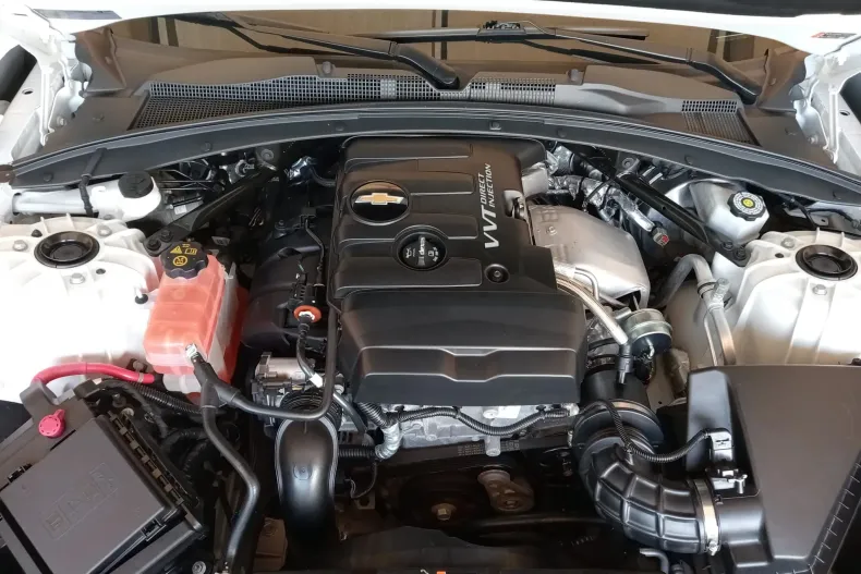 Chevrolet Camaro din 2022 cu 45.464 km - oferta CHE156097 - foto 4