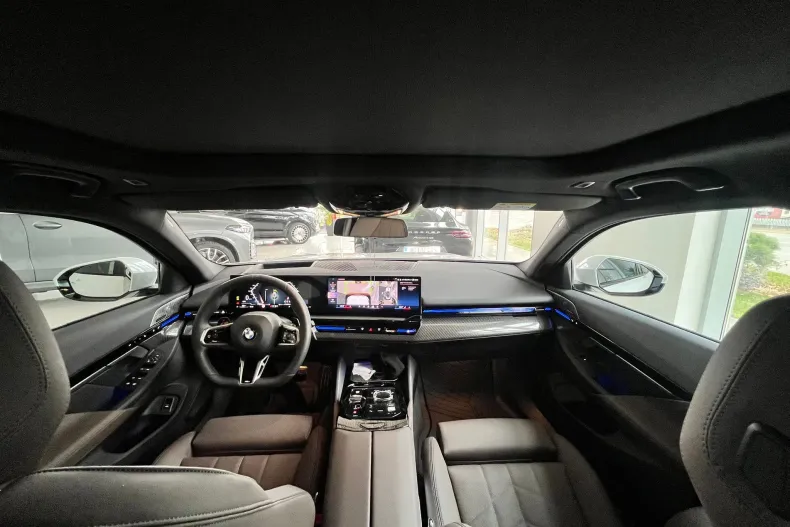 BMW Seria 5 din 2024 cu 22.000 km - oferta BMW156098 - foto 23