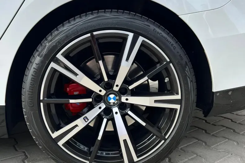 BMW Seria 5 din 2024 cu 22.000 km - oferta BMW156098 - foto 29