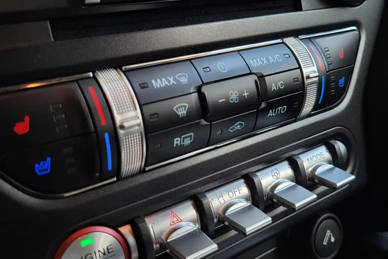 Ford Mustang din 2020 cu 95.449 km - oferta FOR156104 - foto 19