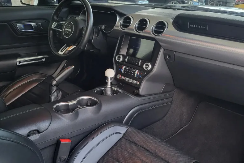 Ford Mustang din 2020 cu 95.449 km - oferta FOR156104 - foto 25