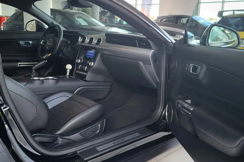 Ford Mustang din 2020 cu 95.449 km - oferta FOR156104 - foto 27