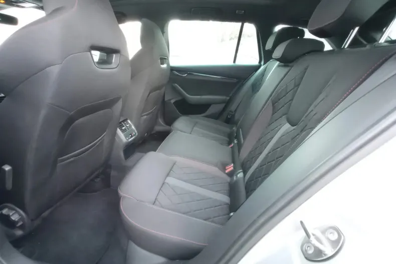 Skoda Octavia din 2021 cu 92.477 km - oferta SKO156110 - foto 21