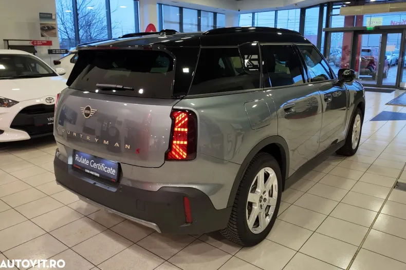 MINI Countryman din 2024 cu 7.300 km - oferta MIN156111 - foto 6