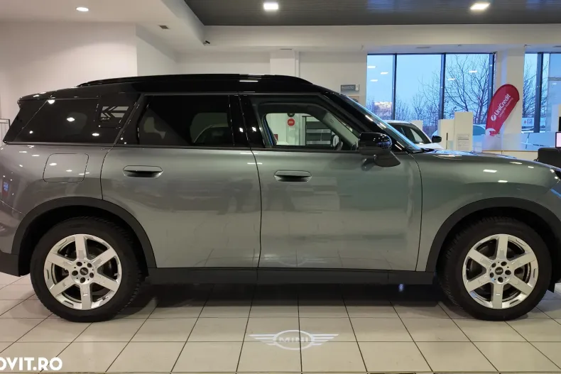 MINI Countryman din 2024 cu 7.300 km - oferta MIN156111 - foto 8