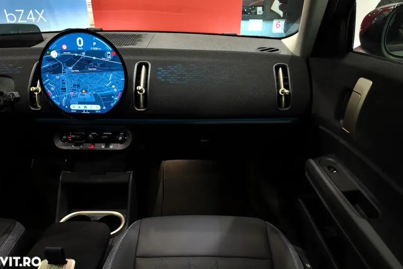 MINI Countryman din 2024 cu 7.300 km - oferta MIN156111 - foto 18