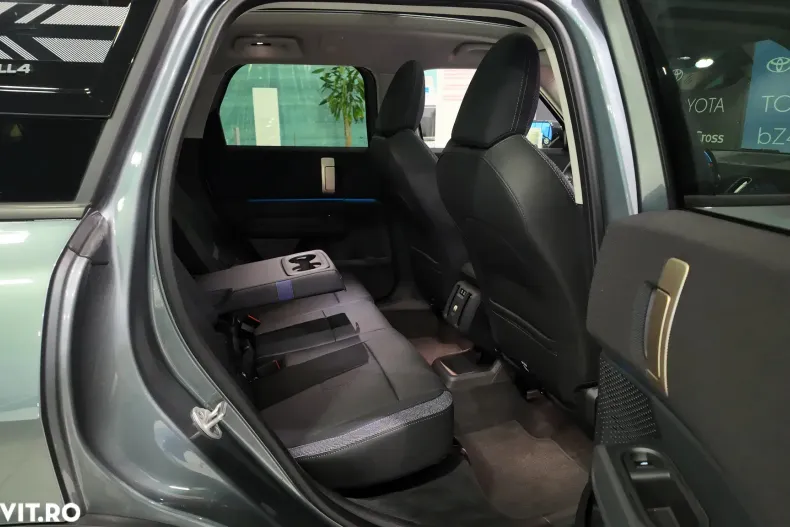 MINI Countryman din 2024 cu 7.300 km - oferta MIN156111 - foto 32