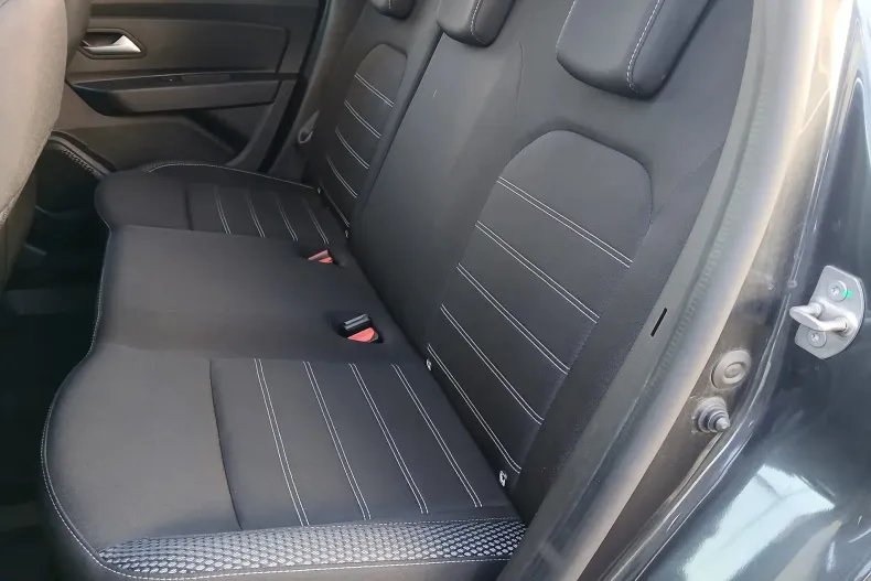 Dacia Duster din 2021 cu 105.255 km - oferta DAC156113 - foto 16