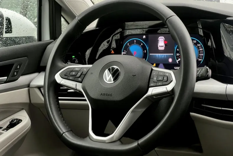 Volkswagen Golf din 2022 cu 123.375 km - oferta VOL156123 - foto 10