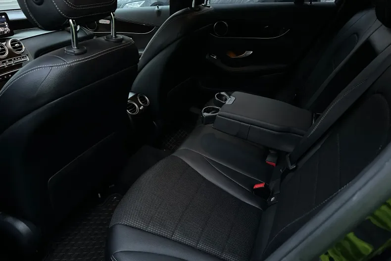 Mercedes-Benz GLC din 2020 cu 140.000 km - oferta MER156125 - foto 8