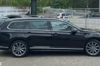 Volkswagen Passat din 2022 cu 179.300 km - oferta VOL156127 - foto 2