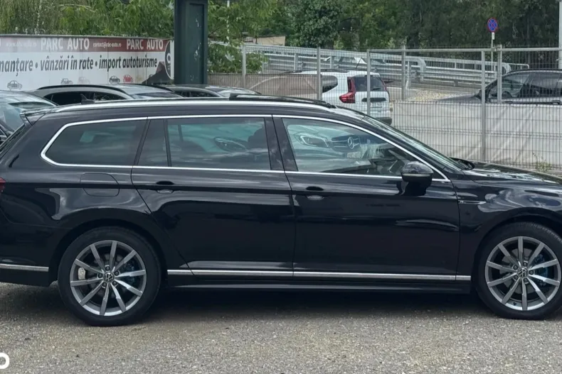 Volkswagen Passat din 2022 cu 179.300 km - oferta VOL156127 - foto 2