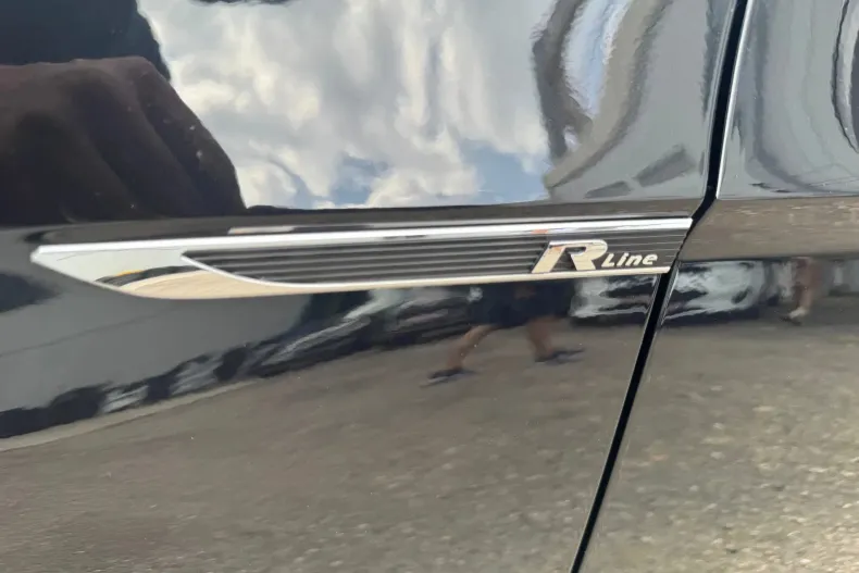 Volkswagen Passat din 2022 cu 179.300 km - oferta VOL156127 - foto 28