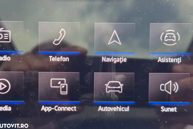 Volkswagen Passat din 2022 cu 179.300 km - oferta VOL156127 - foto 33