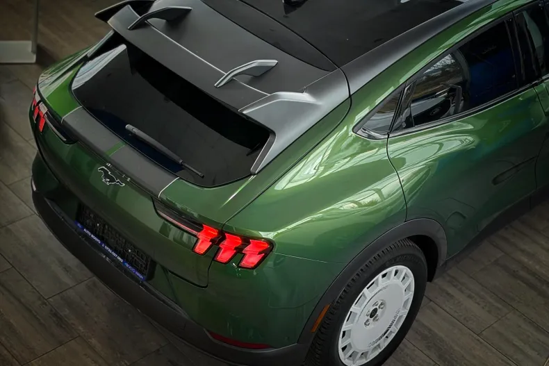 Ford Mustang Mach-E din 2024 cu 10.902 km - oferta FOR156132 - foto 27