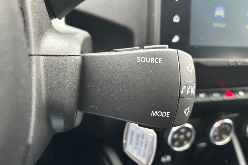 Dacia Duster din 2022 cu 106.444 km - oferta DAC156136 - foto 22