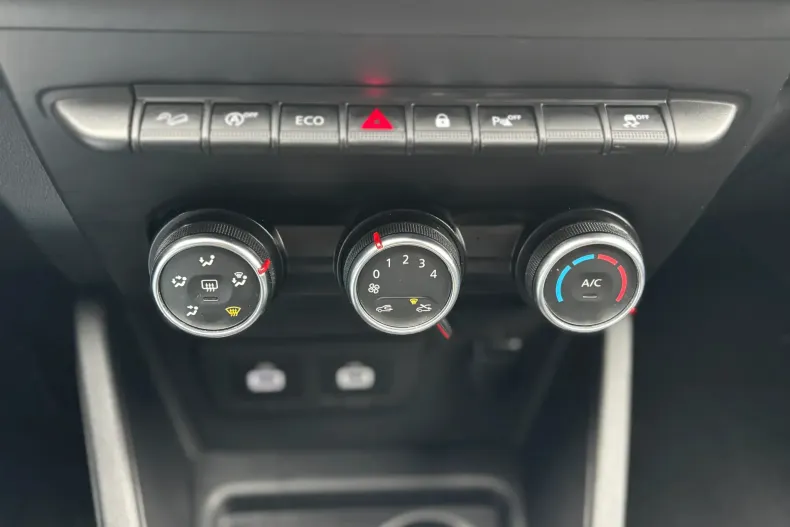 Dacia Duster din 2022 cu 106.444 km - oferta DAC156136 - foto 24