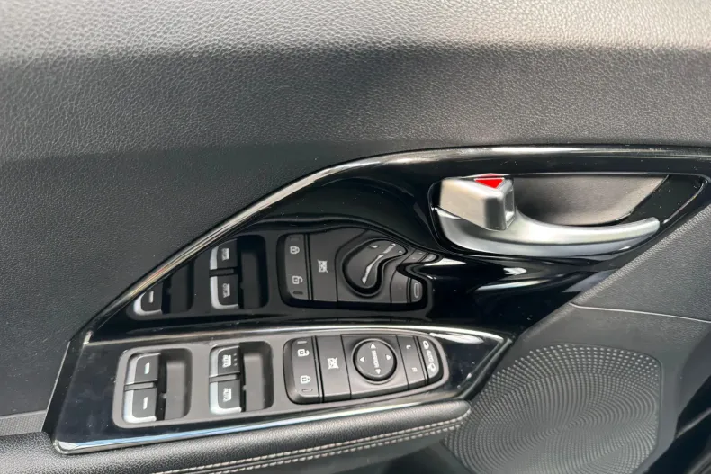 Kia Niro din 2021 cu 112.000 km - oferta KIA156139 - foto 21