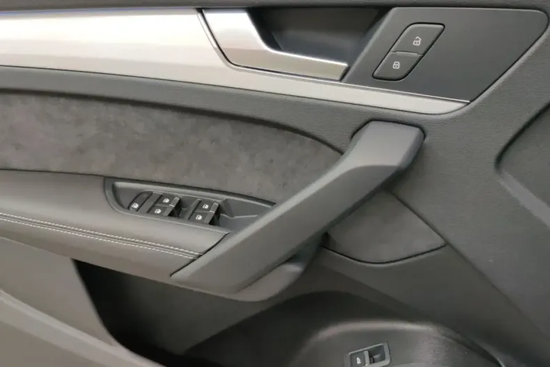 Audi Q5 din 2025 cu 16.000 km - oferta AUD156149 - foto 9