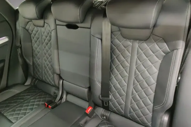 Audi Q5 din 2025 cu 16.000 km - oferta AUD156149 - foto 12