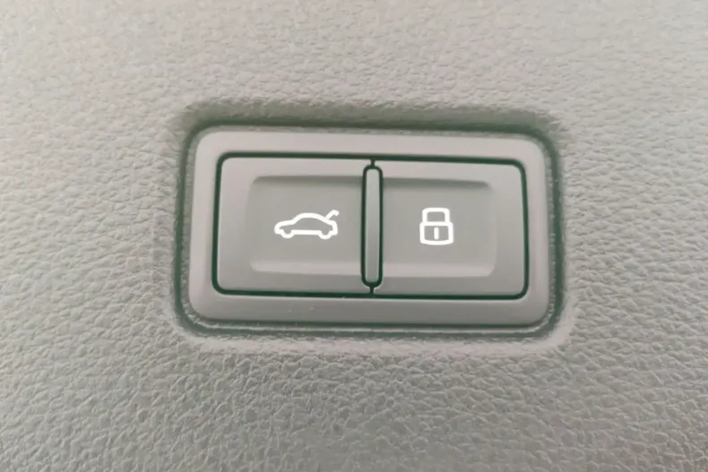 Audi Q5 din 2025 cu 16.000 km - oferta AUD156149 - foto 16