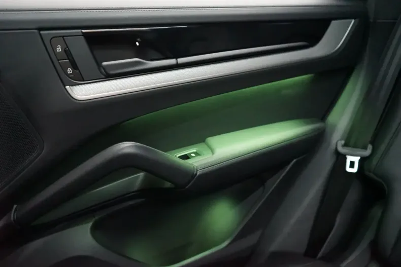 Porsche Cayenne din 2024 cu 17.100 km - oferta POR156150 - foto 14