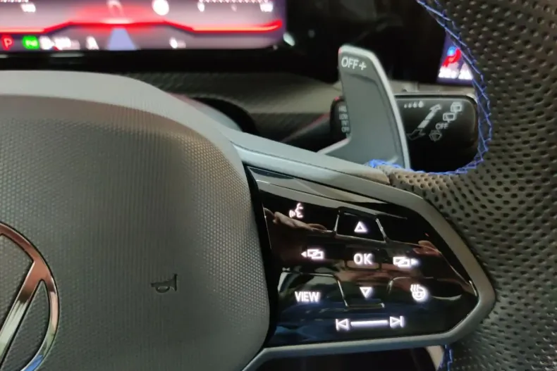 Volkswagen Golf din 2024 cu 9.500 km - oferta VOL156151 - foto 15