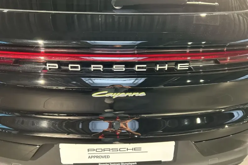 Porsche Cayenne din 2024 cu 27.750 km - oferta POR156152 - foto 24