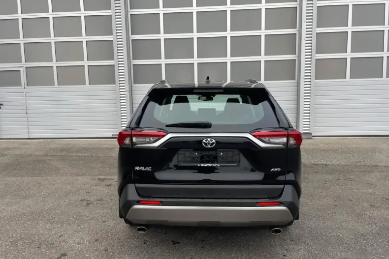 Toyota RAV4 din 2023 cu 33.950 km - oferta TOY156155 - foto 7