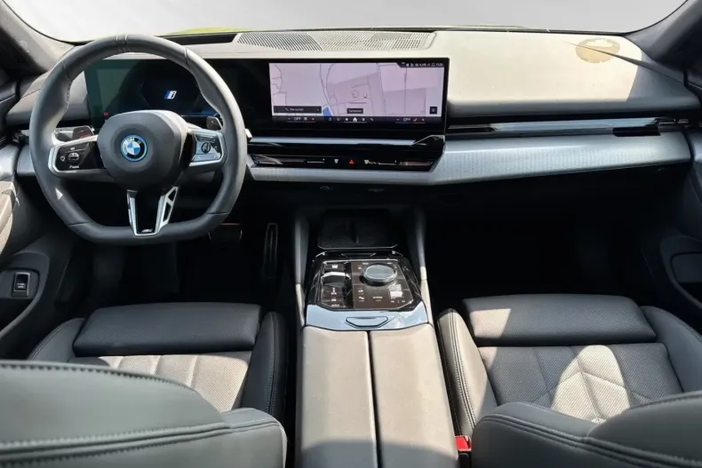 BMW 530 din 2025 cu 6.862 km - oferta BMW156158 - foto 7