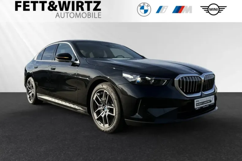 BMW 550 din 2024 cu 37.850 km - oferta BMW156159 - foto 1