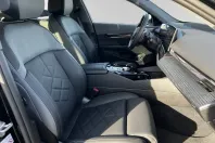 BMW 550 din 2024 cu 37.850 km - oferta BMW156159 - foto 9