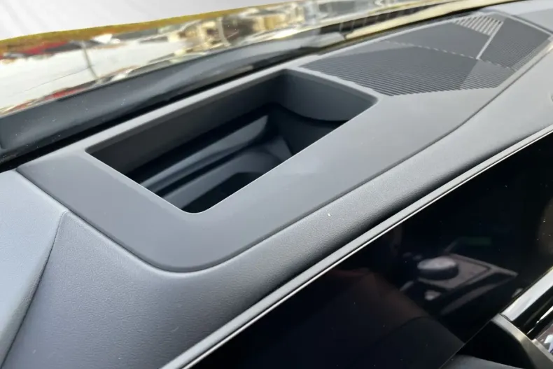 BMW 550 din 2024 cu 37.850 km - oferta BMW156159 - foto 18