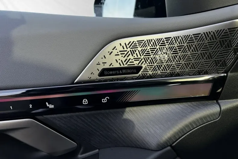 BMW 550 din 2024 cu 37.850 km - oferta BMW156159 - foto 20