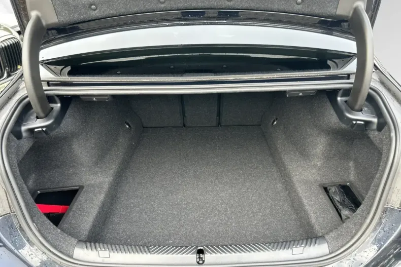 BMW 520 din 2024 cu 25.200 km - oferta BMW156161 - foto 12