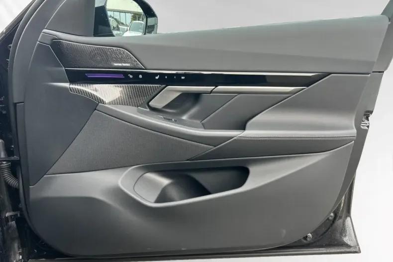 BMW 520 din 2024 cu 25.200 km - oferta BMW156161 - foto 13