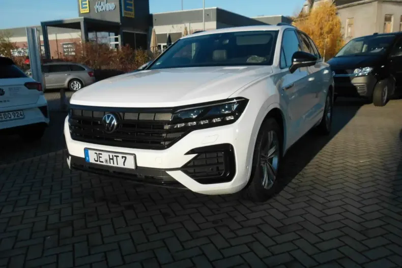 Volkswagen Touareg din 2021 cu 88.600 km - oferta VOL156164 - foto 1