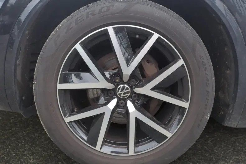 Volkswagen Touareg din 2021 cu 85.800 km - oferta VOL156166 - foto 6