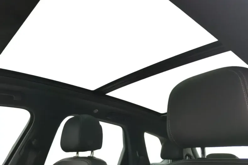 Volkswagen Touareg din 2021 cu 85.800 km - oferta VOL156166 - foto 9