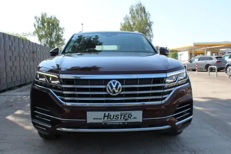 Volkswagen Touareg din 2020 cu 84.659 km - oferta VOL156167 - foto 4