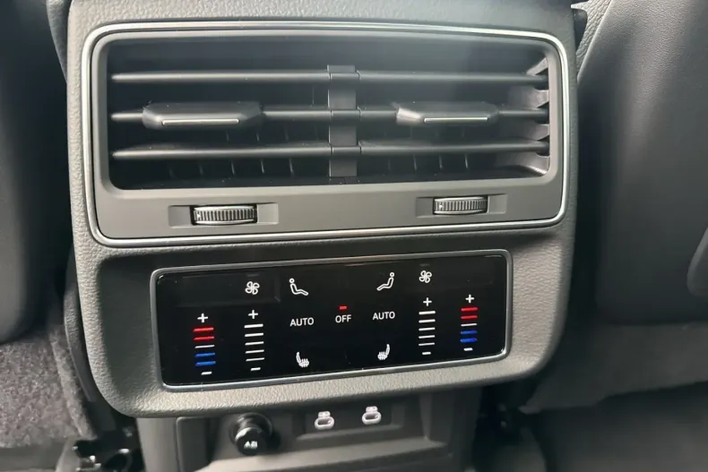 Audi Q8 din 2025 cu 28.908 km - oferta AUD156171 - foto 16