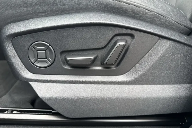 Audi Q8 din 2025 cu 28.908 km - oferta AUD156171 - foto 18