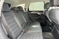 Volkswagen Touareg din 2022 cu 93.000 km - oferta VOL156175 - foto 16