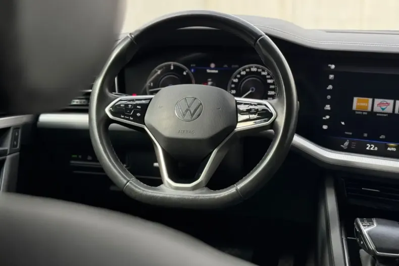 Volkswagen Touareg din 2022 cu 93.000 km - oferta VOL156175 - foto 18