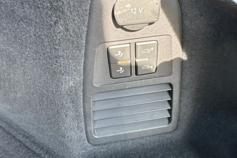 Volkswagen Touareg din 2021 cu 86.307 km - oferta VOL156177 - foto 12