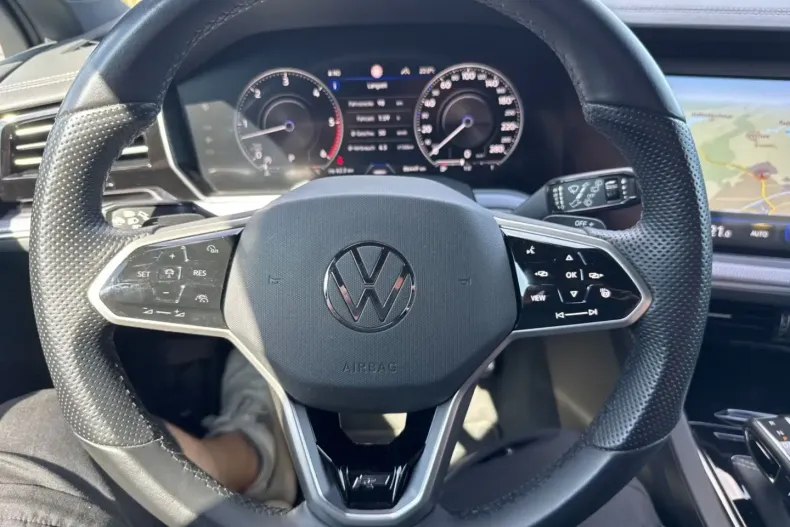 Volkswagen Touareg din 2021 cu 86.307 km - oferta VOL156177 - foto 16