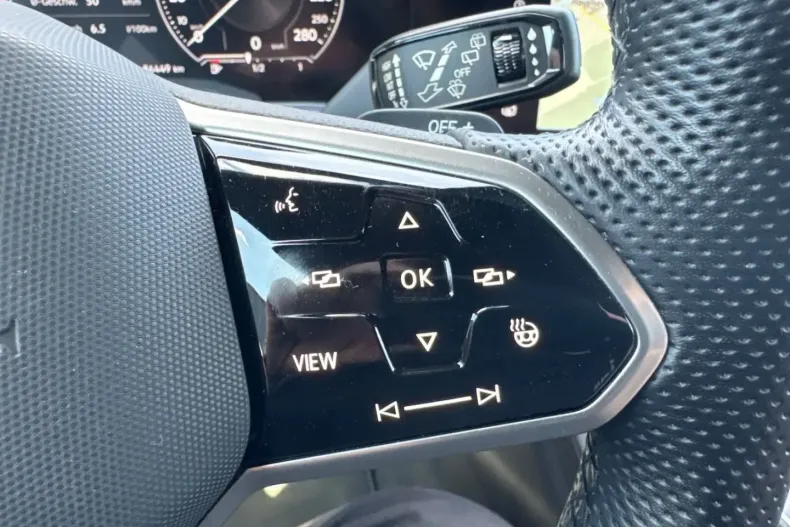 Volkswagen Touareg din 2021 cu 86.307 km - oferta VOL156177 - foto 18