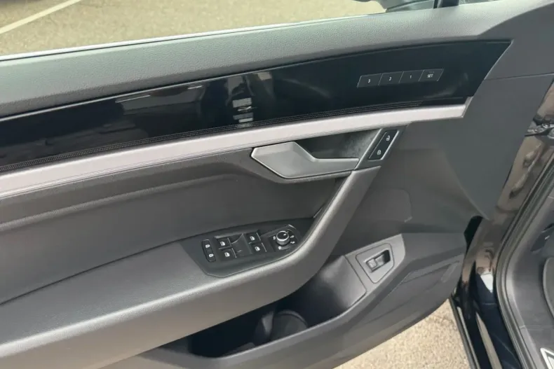 Volkswagen Touareg din 2021 cu 88.300 km - oferta VOL156180 - foto 14