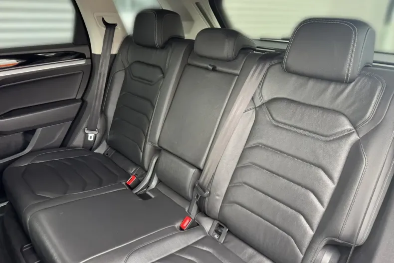 Volkswagen Touareg din 2021 cu 88.300 km - oferta VOL156180 - foto 15