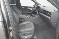 Volkswagen Touareg din 2022 cu 96.900 km - oferta VOL156181 - foto 8